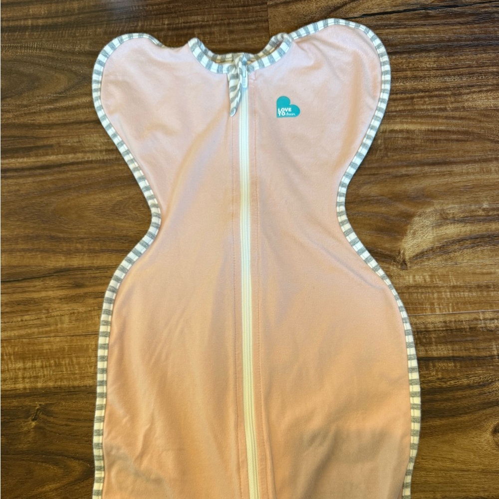 Love to Dream Swaddle